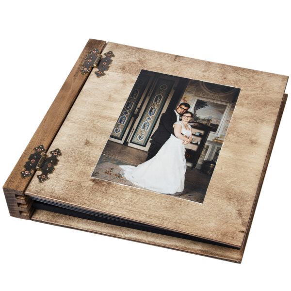 Hochzeitsbild auf Holzalbum