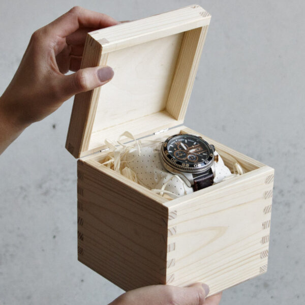 Uhrenbox aus Holz